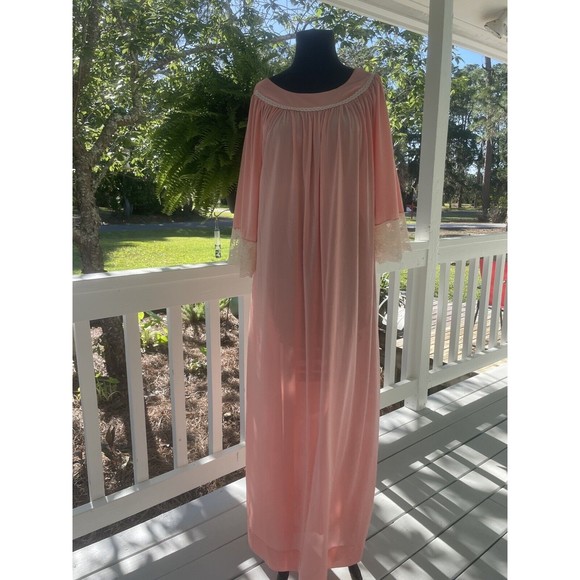 Vintage Jenelle of California Peach Pink Long Nylon Nightgown - Picture 13 of 13